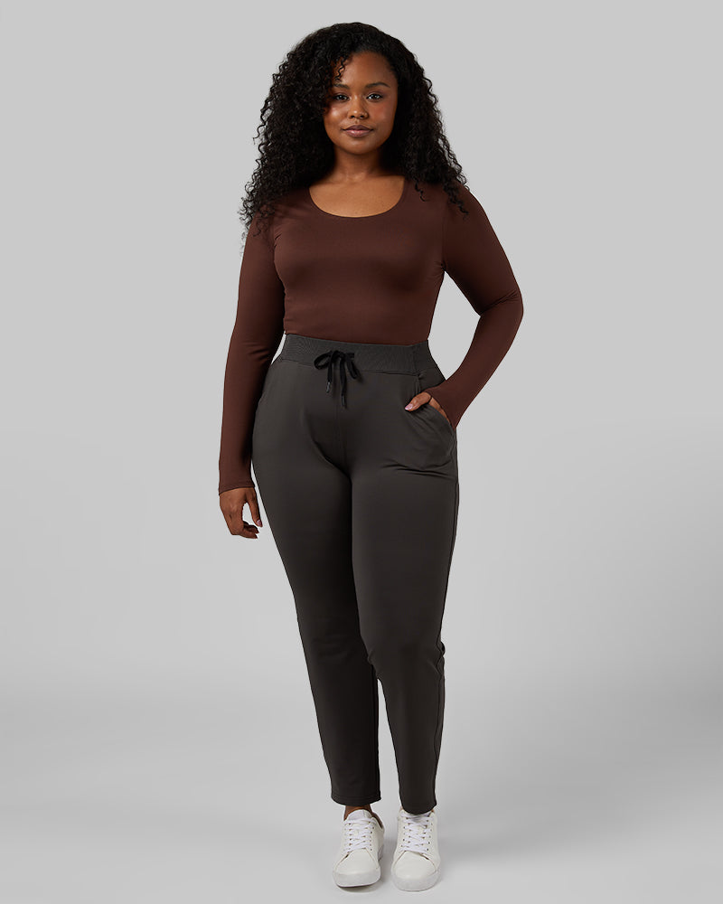 WOMEN'S LIGHTWEIGHT BASELAYER SCOOP TOP - Image 24