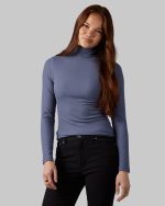 WOMEN'S SOFT RIB TURTLENECK