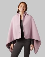 WOMEN'S FLEECE-LINED SHERPA WEARABLE BLANKET